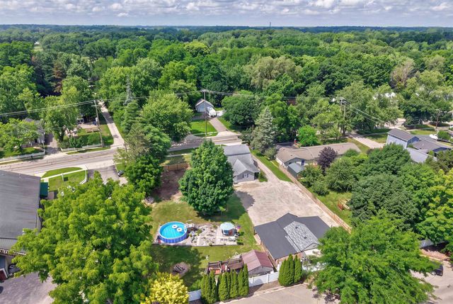413 W Broad Street, Linden, MI 48451