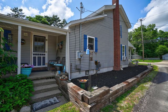 413 W Broad Street, Linden, MI 48451