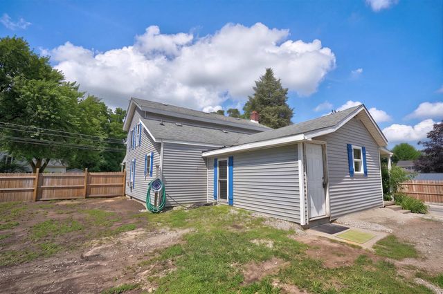 413 W Broad Street, Linden, MI 48451