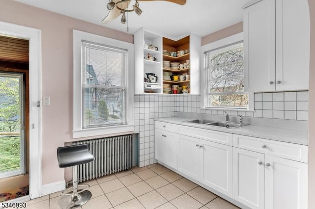 90 Ardmore Ave, Clifton City, NJ 07014
