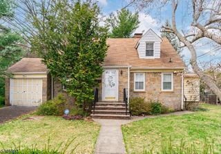 90 Ardmore Ave, Clifton City, NJ 07014