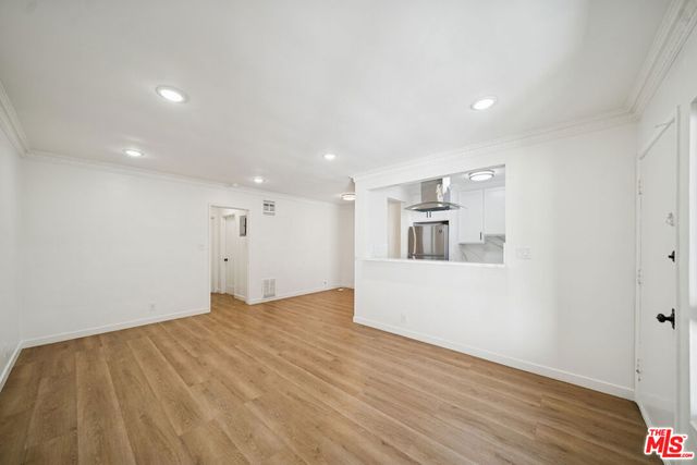 1206 N Hayworth 10, West Hollywood, CA 90046