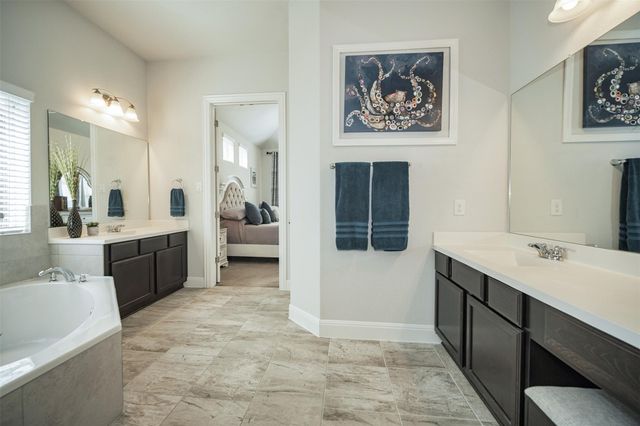 140 Coral Berry DR, Buda, TX 78610