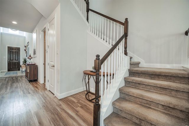 140 Coral Berry DR, Buda, TX 78610