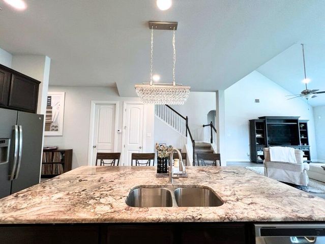 140 Coral Berry DR, Buda, TX 78610