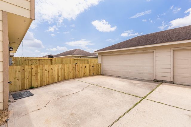 16819 Libson Falls Drive, Houston, TX 77095