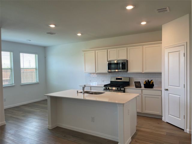 5216 Mountain Top Trail, Fort Worth, TX 76036