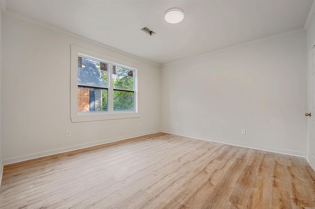 4323 W 11Th St, Little Rock, AR 72204
