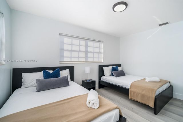 4421 NW 9th St, Miami, FL 33126