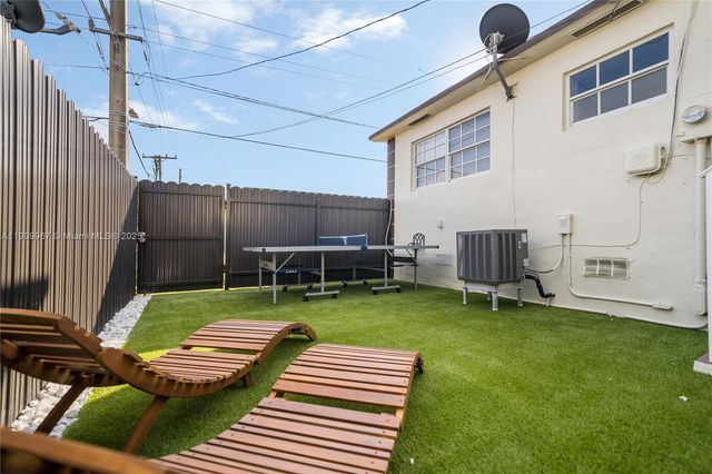 4421 NW 9th St, Miami, FL 33126