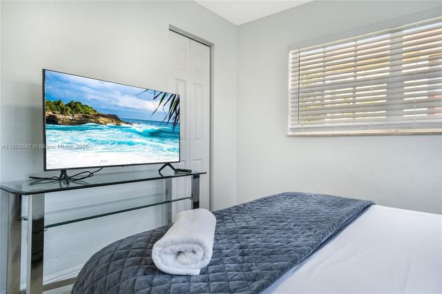 4421 NW 9th St, Miami, FL 33126