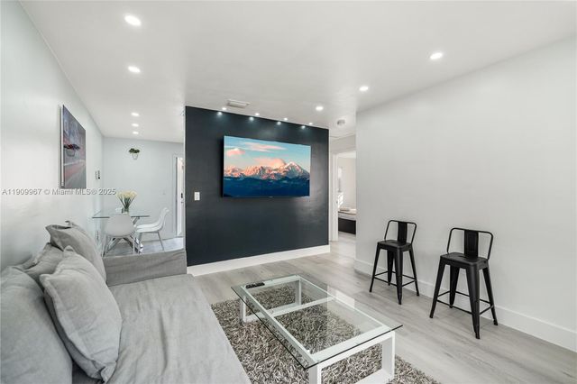 4421 NW 9th St, Miami, FL 33126