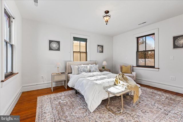 32 BANK ST, Princeton, NJ 08540