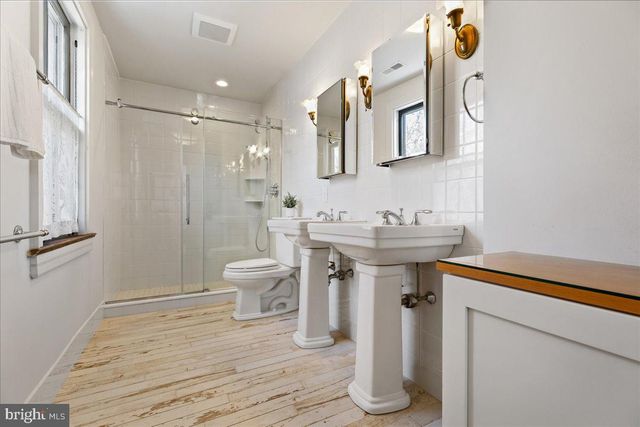 32 BANK ST, Princeton, NJ 08540