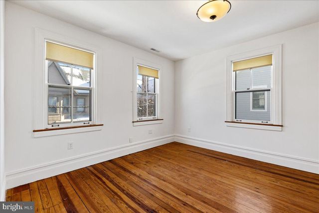 32 BANK ST, Princeton, NJ 08540