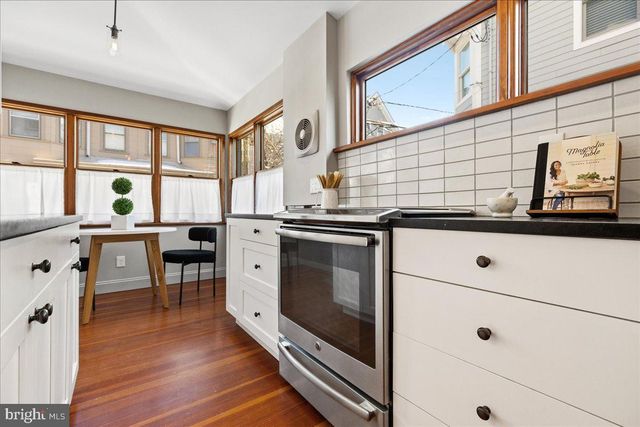 32 BANK ST, Princeton, NJ 08540