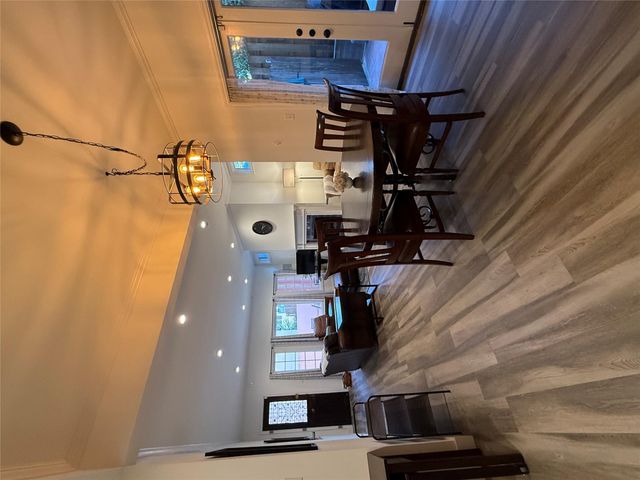 1506 W 13th ST 1, Austin, TX 78703