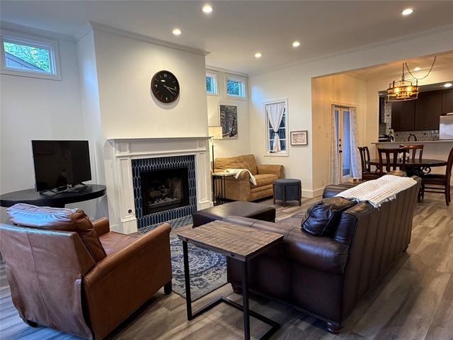 1506 W 13th ST 1, Austin, TX 78703