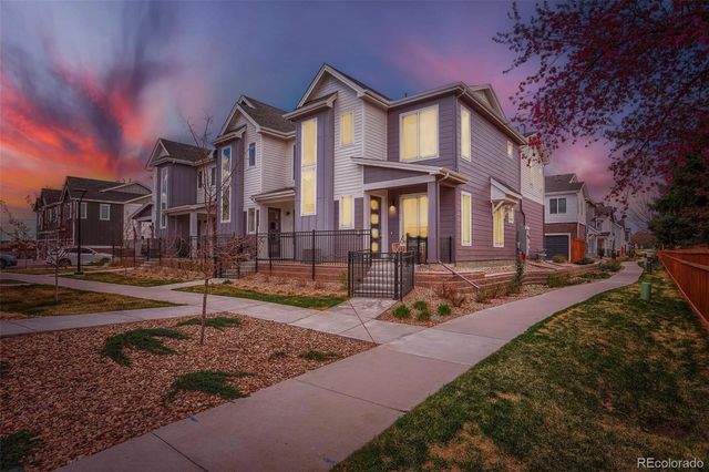 1909 S Poplar Court, Denver, CO 80224
