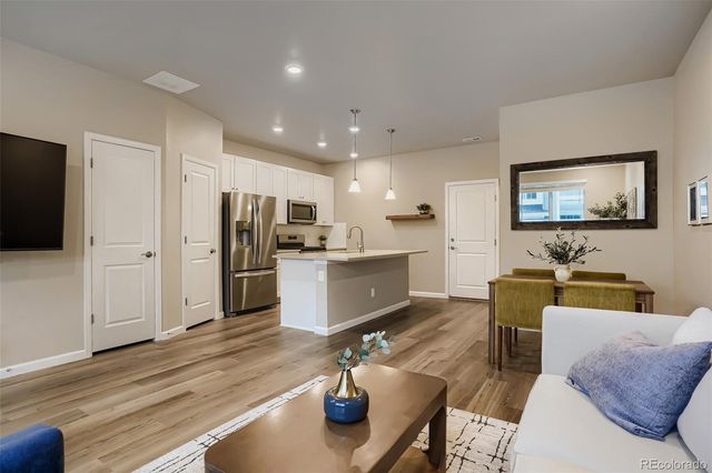 1909 S Poplar Court, Denver, CO 80224