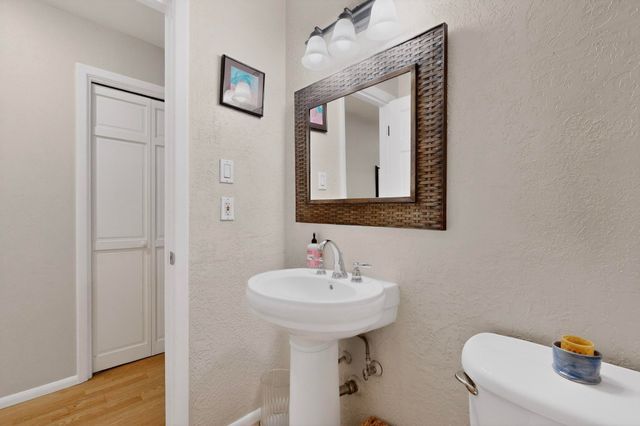 4805 Sunningdale Court NE, Albuquerque, NM 87110