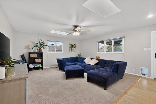 4805 Sunningdale Court NE, Albuquerque, NM 87110