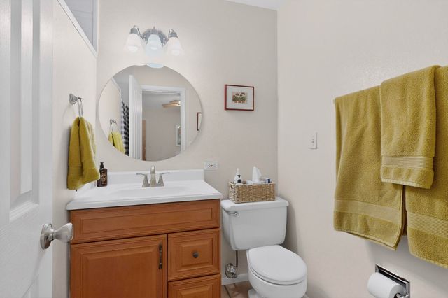 4805 Sunningdale Court NE, Albuquerque, NM 87110