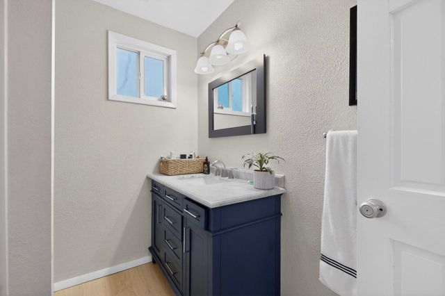 4805 Sunningdale Court NE, Albuquerque, NM 87110