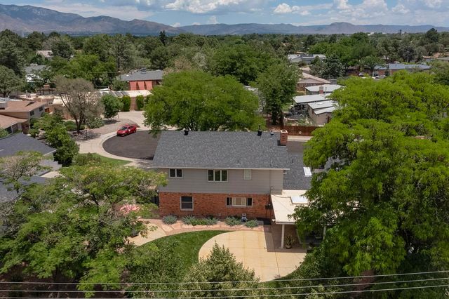 4805 Sunningdale Court NE, Albuquerque, NM 87110