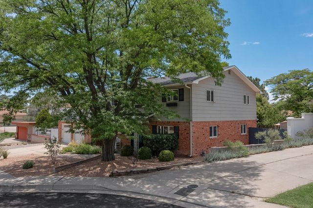 4805 Sunningdale Court NE, Albuquerque, NM 87110