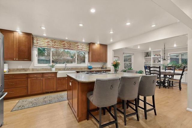 4805 Sunningdale Court NE, Albuquerque, NM 87110