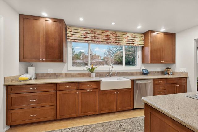 4805 Sunningdale Court NE, Albuquerque, NM 87110