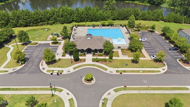 2201 Newleaf Drive, Apex, NC 27539