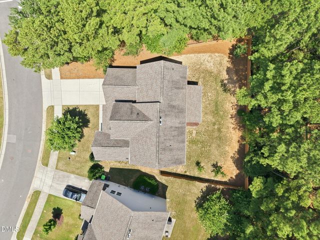 2201 Newleaf Drive, Apex, NC 27539