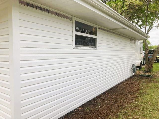 808 Bridle Lane, Wheaton, IL 60187