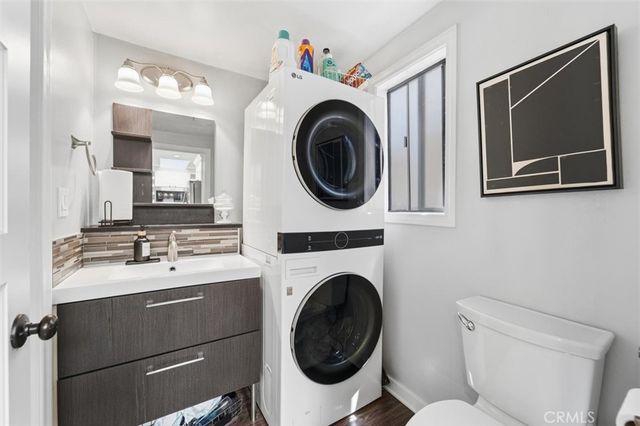 2525 E 19th 32, Signal Hill, CA 90755