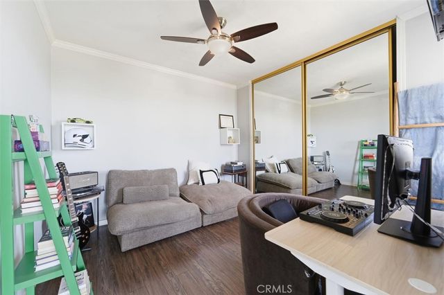 2525 E 19th 32, Signal Hill, CA 90755