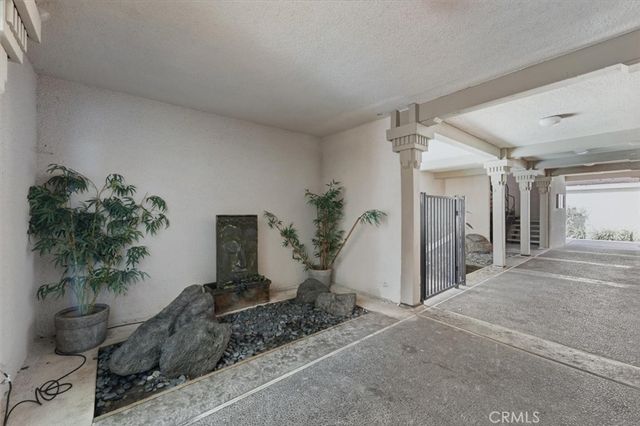 2525 E 19th 32, Signal Hill, CA 90755
