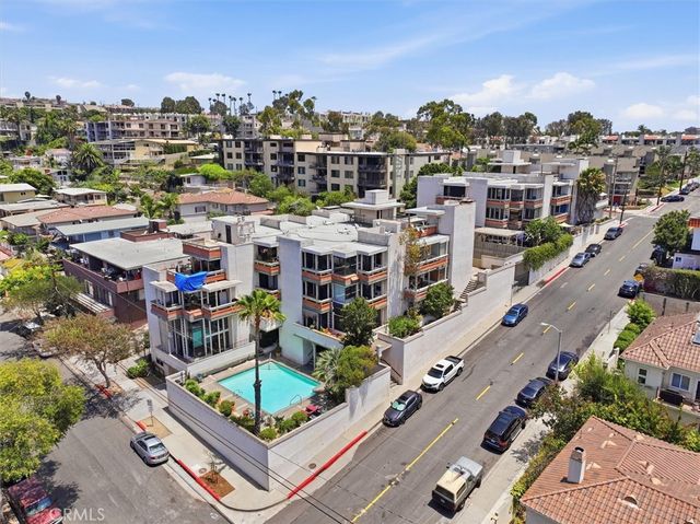 2525 E 19th 32, Signal Hill, CA 90755