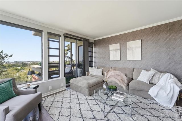 2525 E 19th 32, Signal Hill, CA 90755