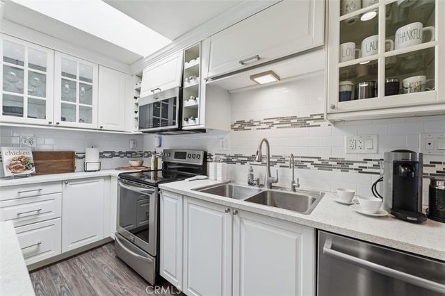2525 E 19th 32, Signal Hill, CA 90755