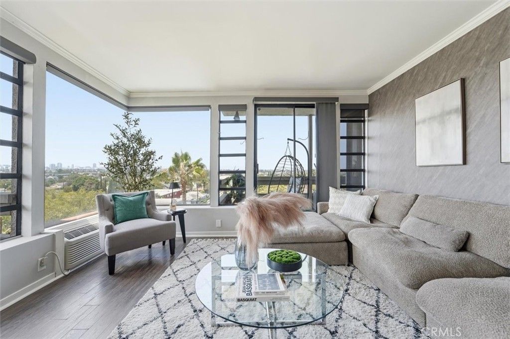 2525 E 19th 32, Signal Hill, CA 90755