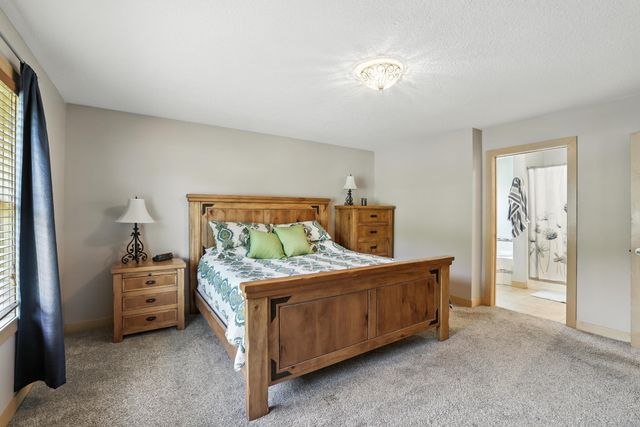 794 Glenmeadow Street, River Falls, WI 54022
