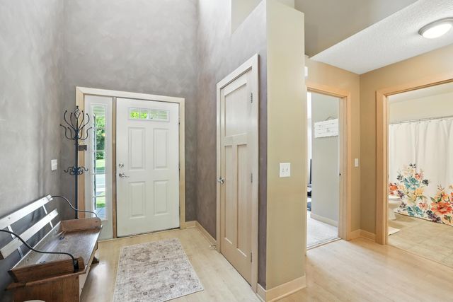 794 Glenmeadow Street, River Falls, WI 54022