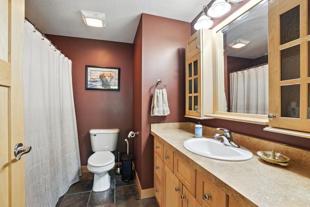 794 Glenmeadow Street, River Falls, WI 54022