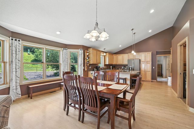 794 Glenmeadow Street, River Falls, WI 54022