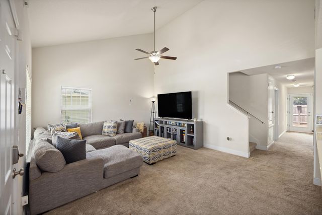 5176 Carmell Ridge Circle, Milton, FL 32570