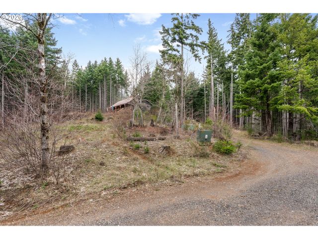 1202 SCOGGINS Rd, Underwood, WA 98651