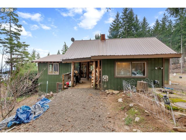 1202 SCOGGINS Rd, Underwood, WA 98651