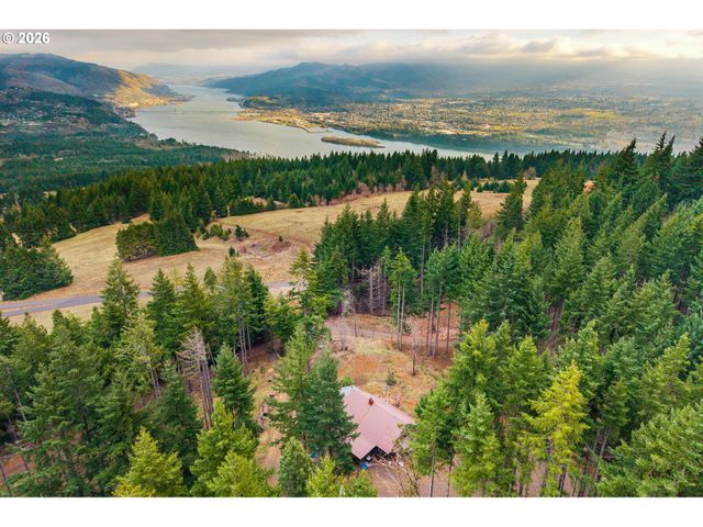 1202 SCOGGINS Rd, Underwood, WA 98651